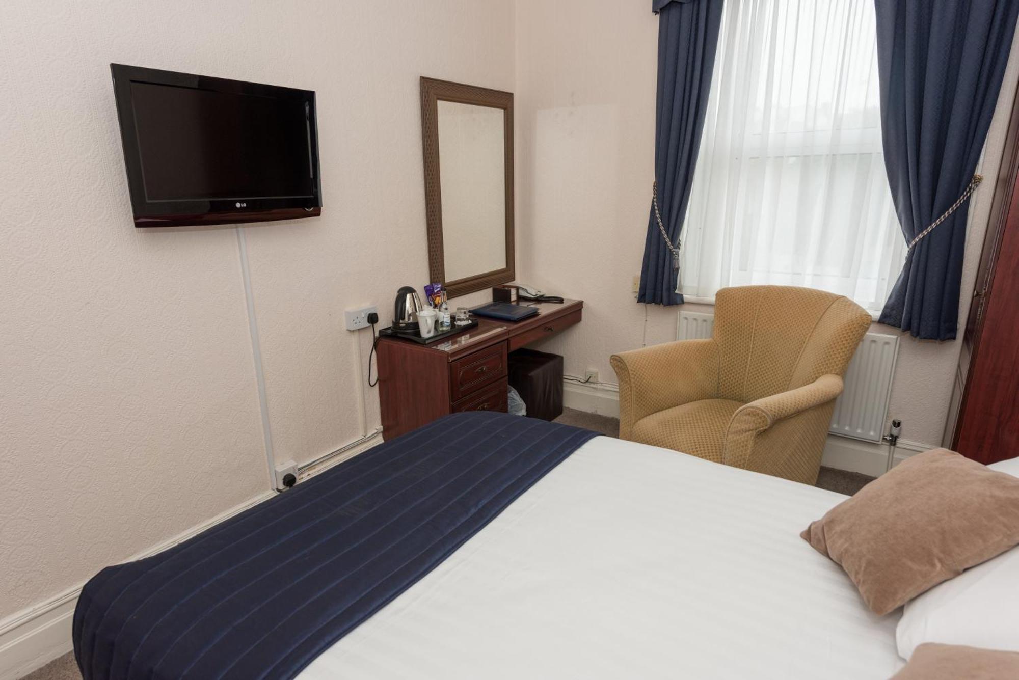 Devonshire Park Hotel Eastbourne Exterior photo